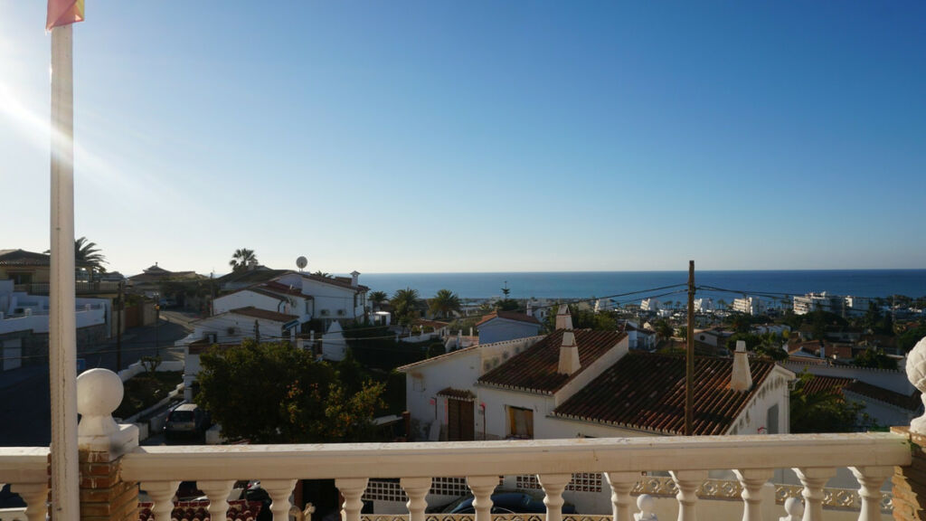 Detached Villa Caleta de Vélez Málaga - image 4