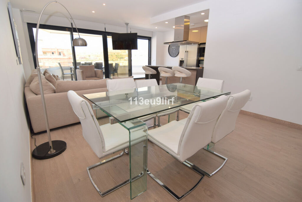 Middle Floor Apartment La Cala de Mijas Málaga - image 4