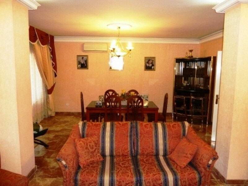 Detached Villa Alhaurín de la Torre Málaga - image 4