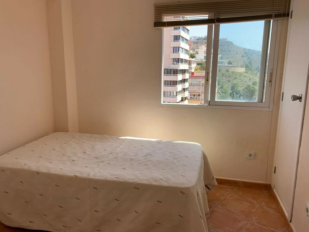 Middle Floor Apartment Benidorm Alicante - image 4