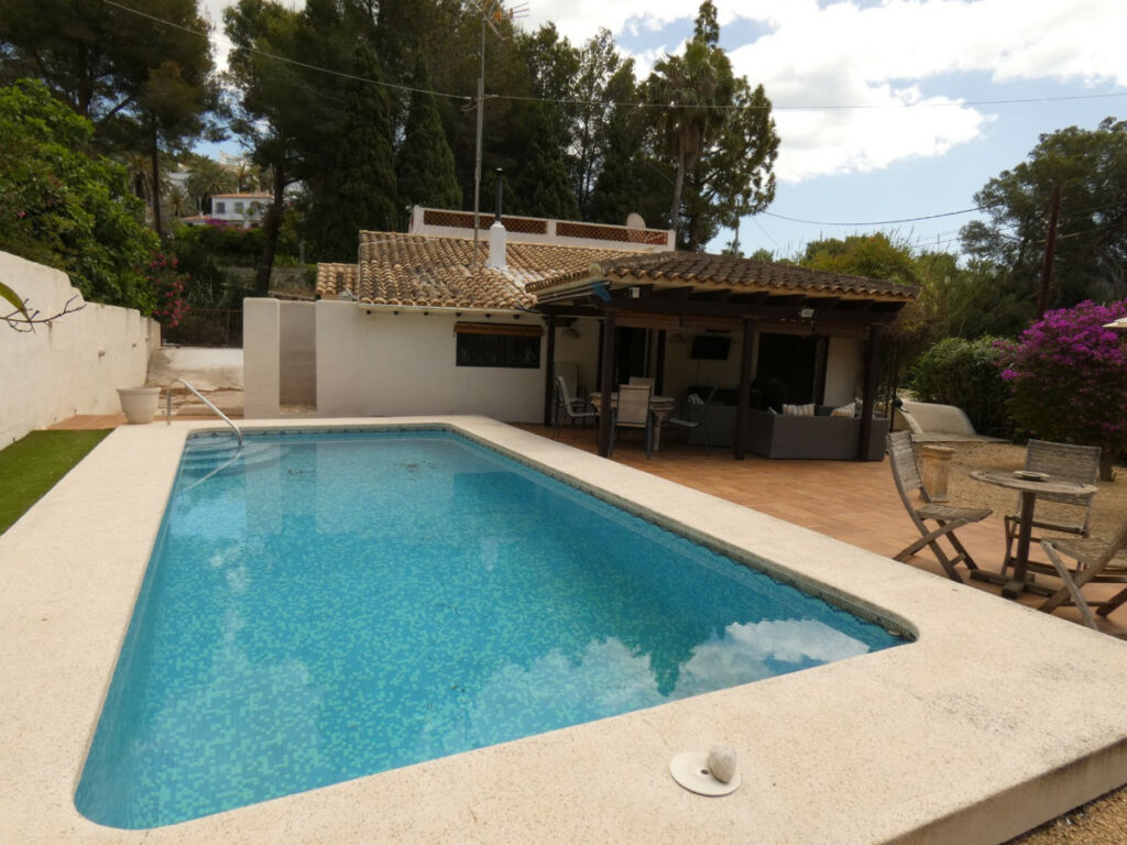 Detached Villa Altea Alicante - image 4