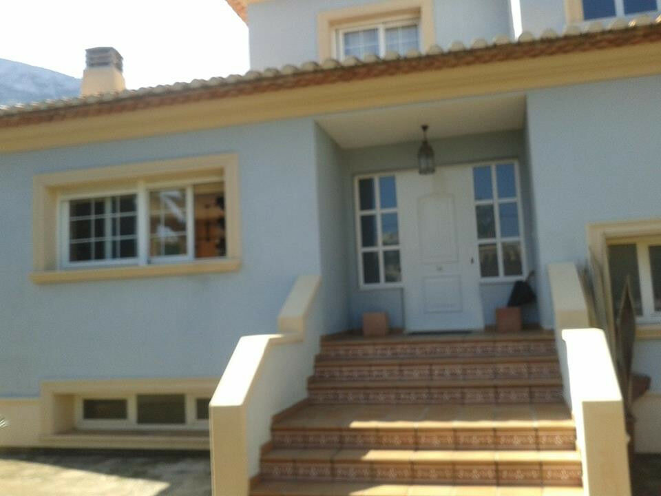 Detached Villa Denia Alicante - image 4