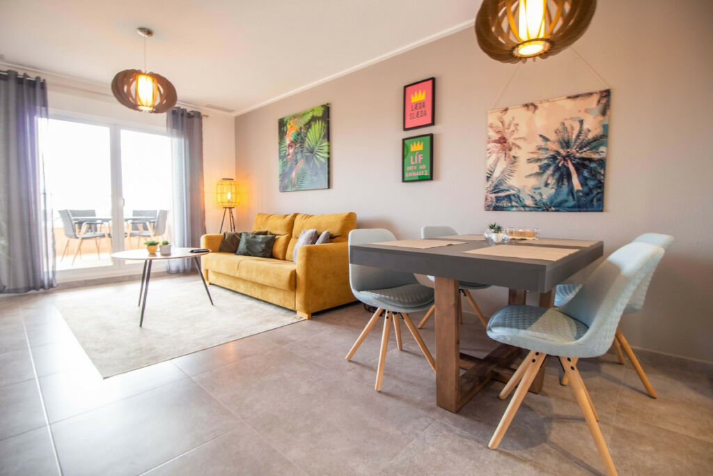 Middle Floor Apartment Los Altos Alicante - image 4