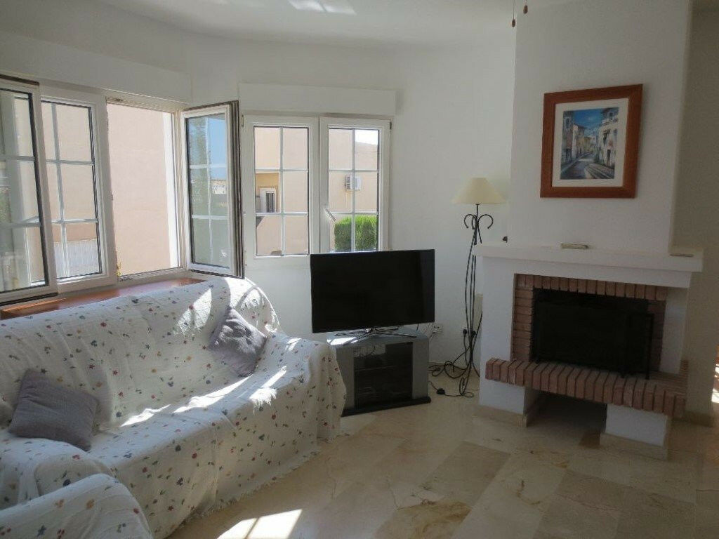 Detached Villa El Galan Alicante - image 4