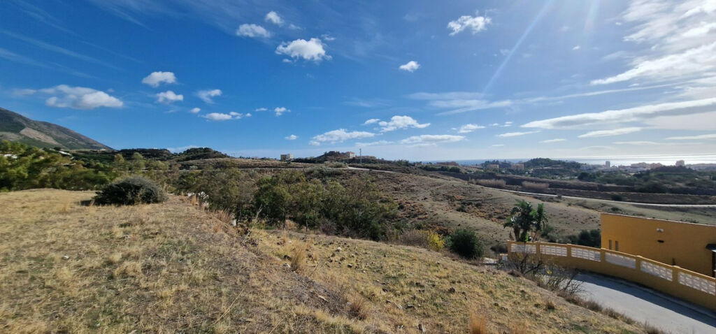 Residential Plot Mijas Costa Málaga - image 4