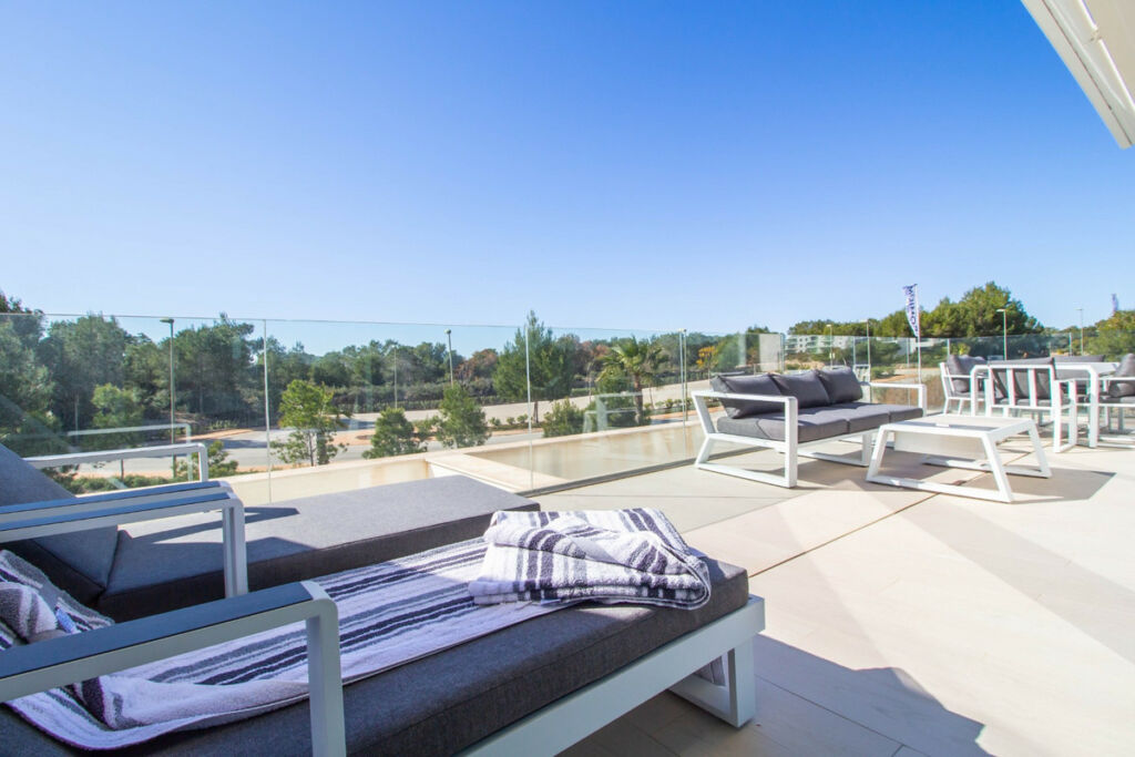 Middle Floor Apartment Las Colinas Golf Alicante - image 4