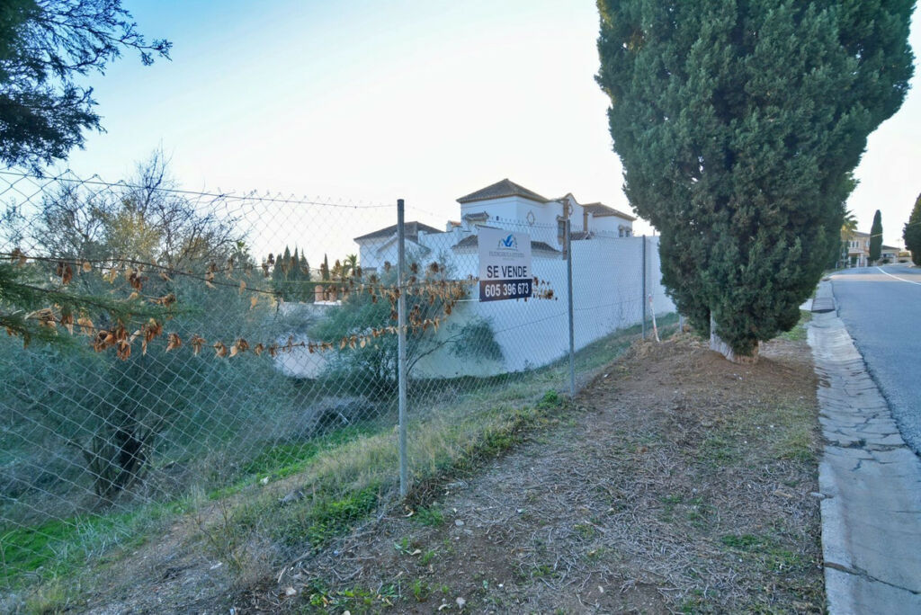 Residential Plot Mijas Golf Málaga - image 4