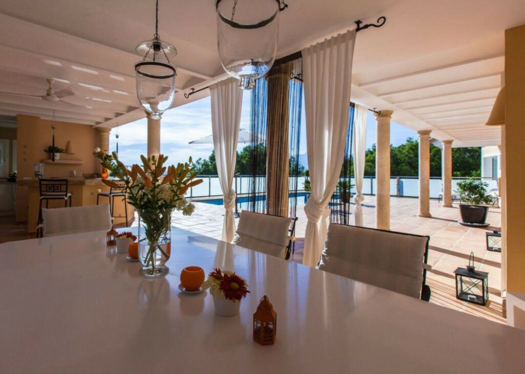 Detached Villa Altea Alicante - image 4