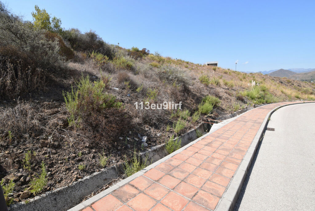 Residential Plot La Cala Golf Málaga - image 4