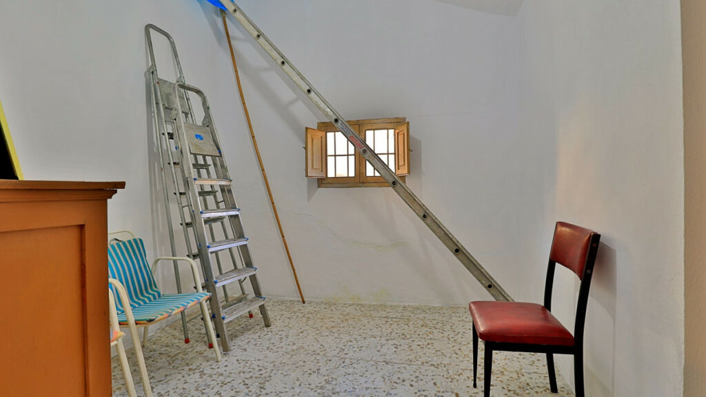 Semi-Detached House Comares Málaga - image 4