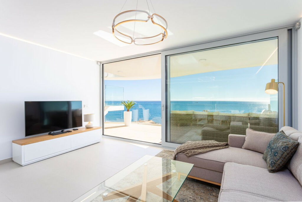 Penthouse Carvajal Málaga - image 4