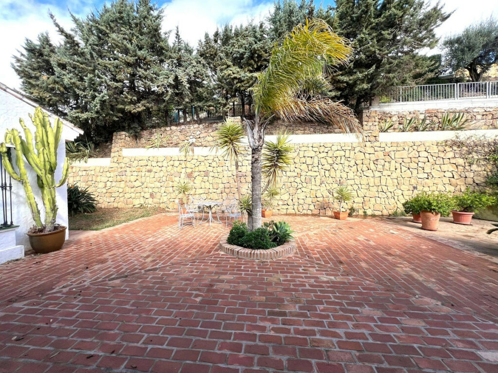 Detached Villa Mijas Málaga - image 40