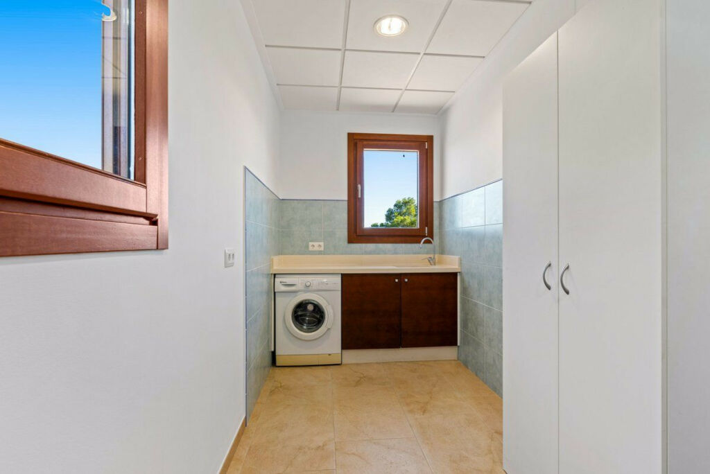 Detached Villa Calpe Alicante - image 40