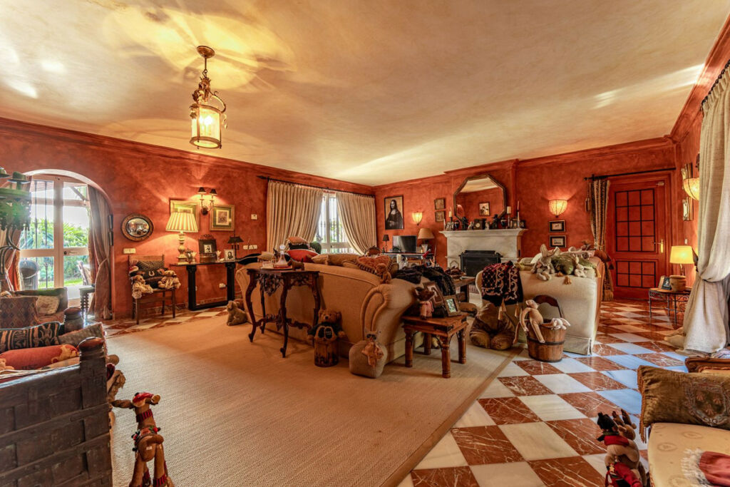 Detached Villa Benahavís Málaga - image 41