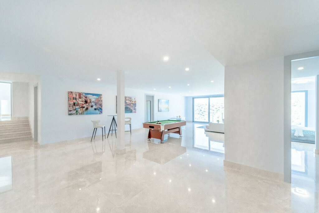 Detached Villa Los Arqueros Málaga - image 41