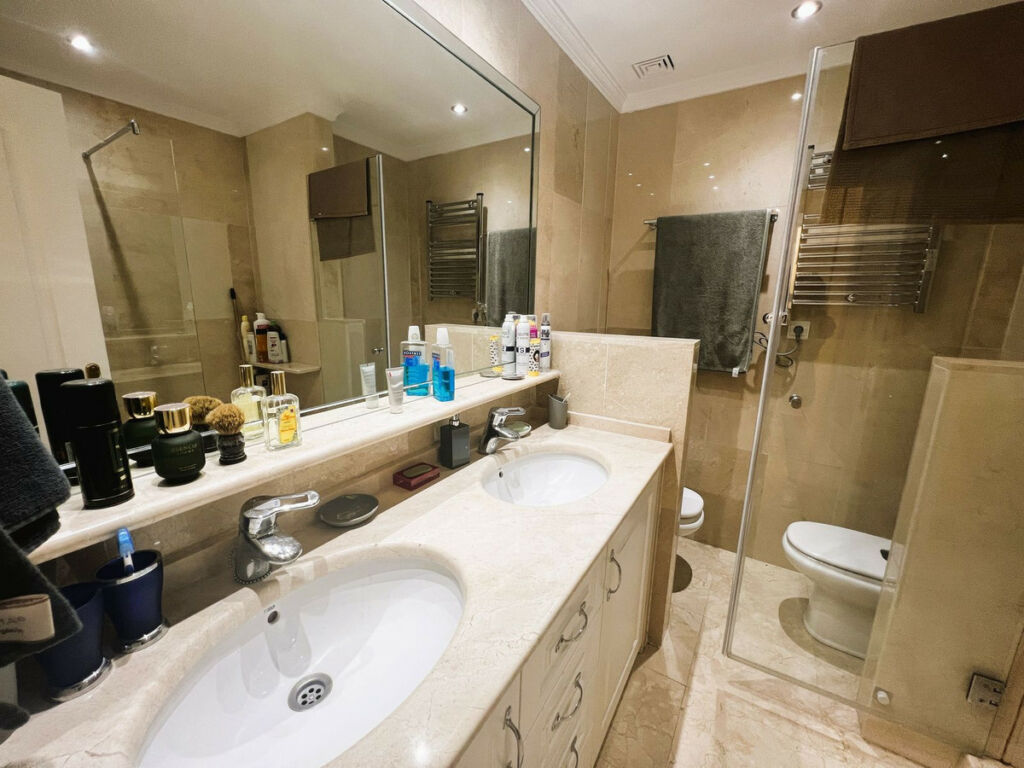 Middle Floor Apartment Puerto Banús Málaga - image 42