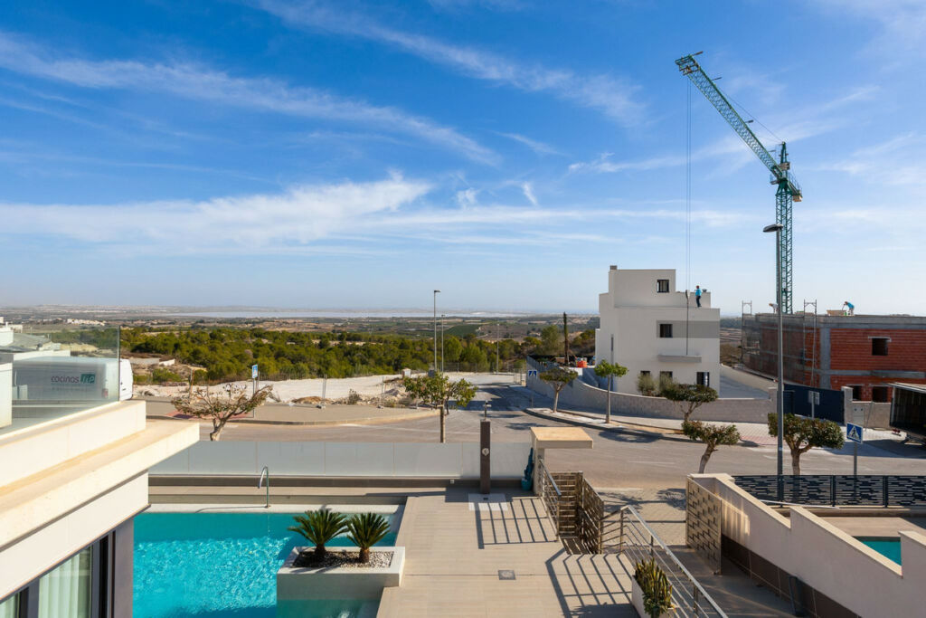 Detached Villa San Miguel de Salinas Alicante - image 42