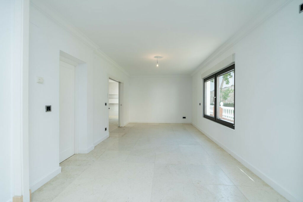Detached Villa Benalmadena Málaga - image 43