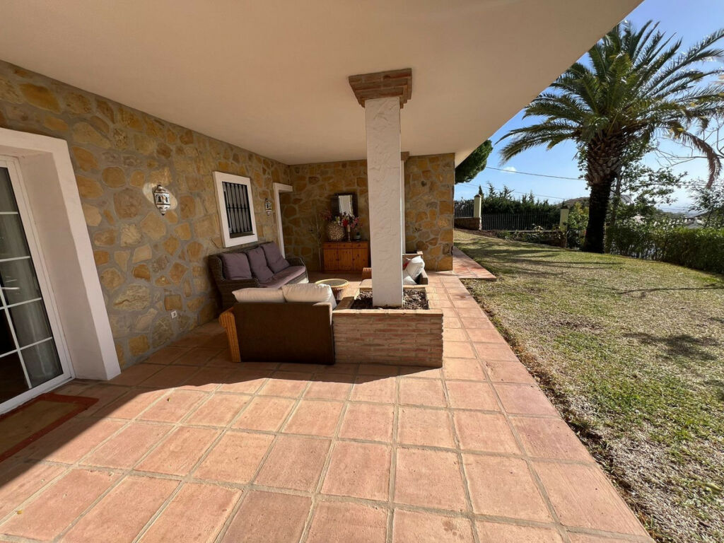 Detached Villa Mijas Málaga - image 43