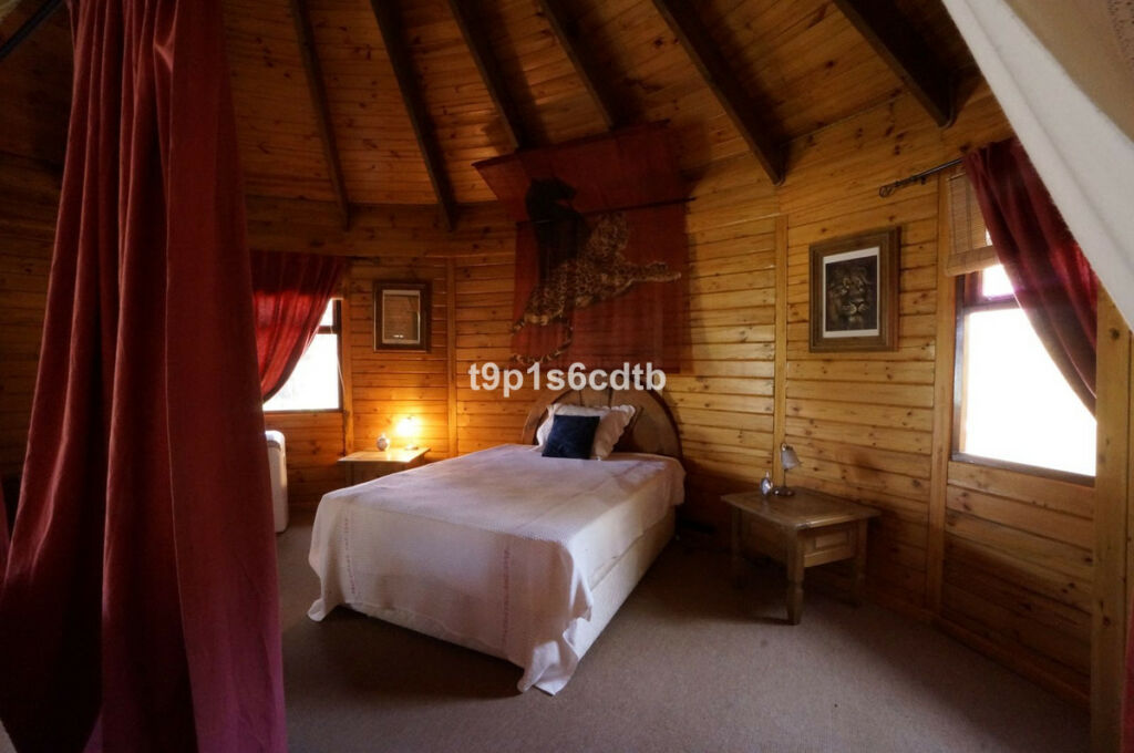 Detached Villa Monda Málaga - image 44