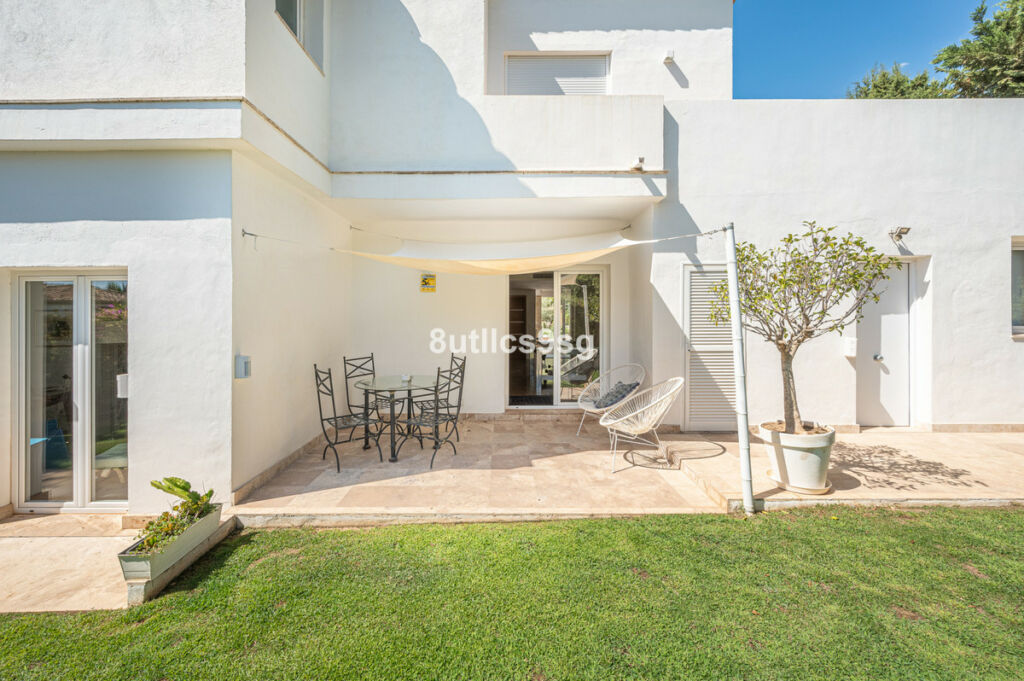 Detached Villa Nueva Andalucía Málaga - image 44