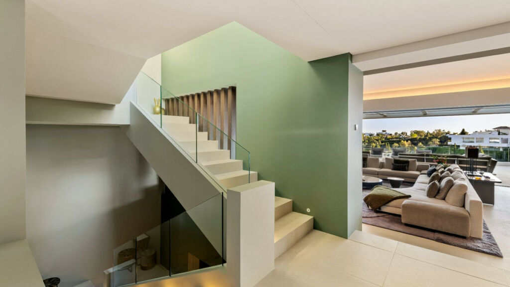 Detached Villa Benahavís Málaga - image 45