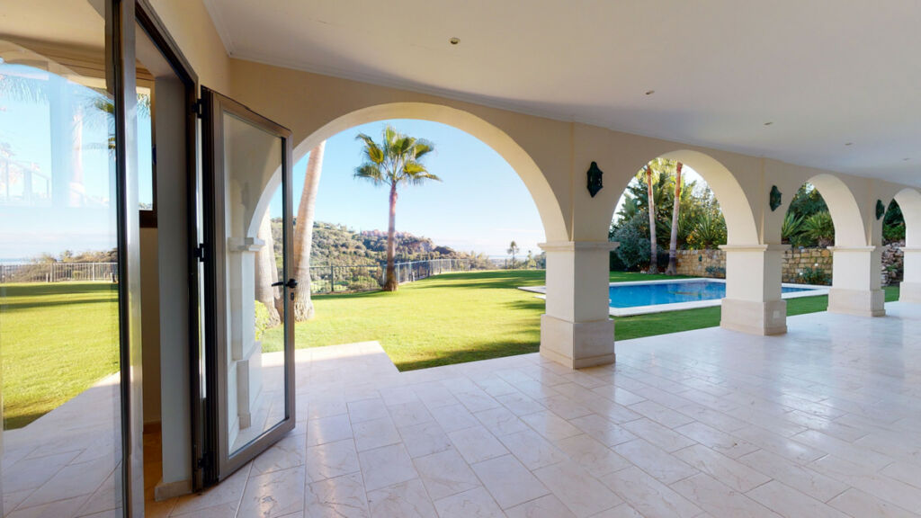 Detached Villa Los Arqueros Málaga - image 43