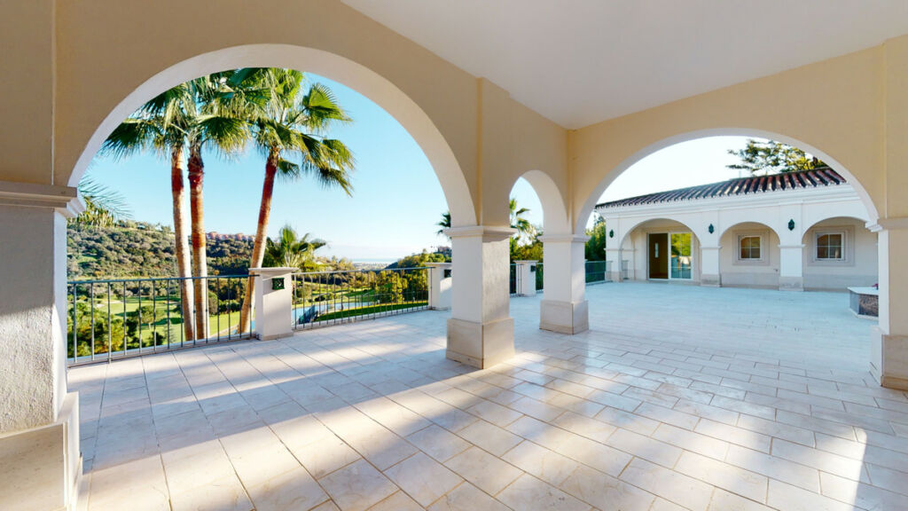 Detached Villa Los Arqueros Málaga - image 46
