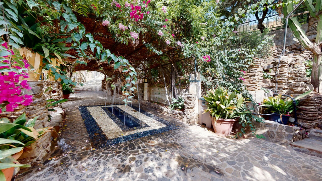 Detached Villa Sayalonga Málaga - image 48