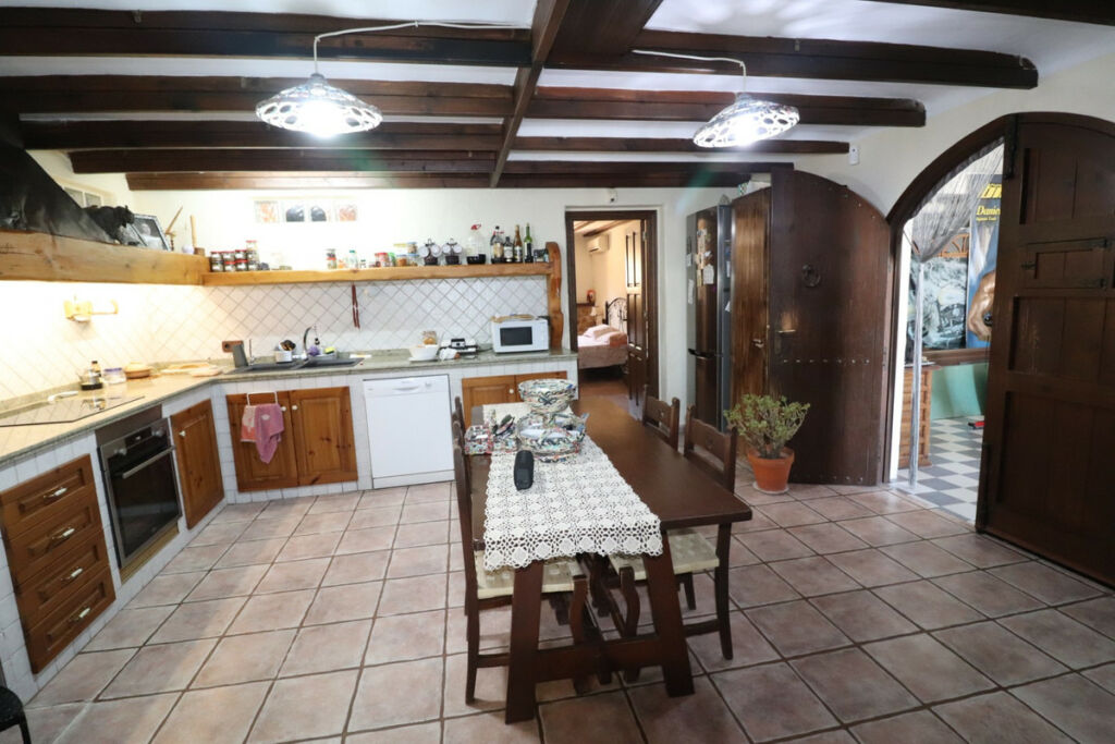 Detached Villa Algorfa Alicante - image 5