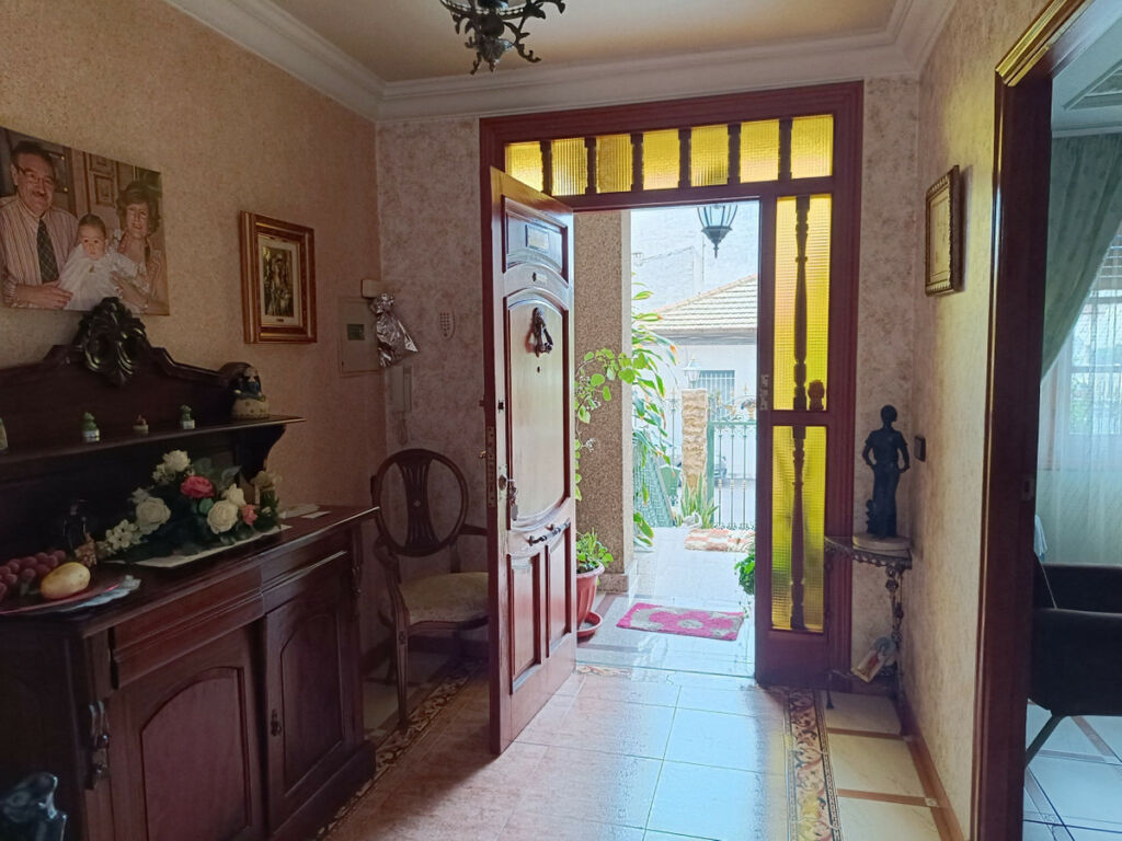 Detached Villa Almoradi Alicante - image 5