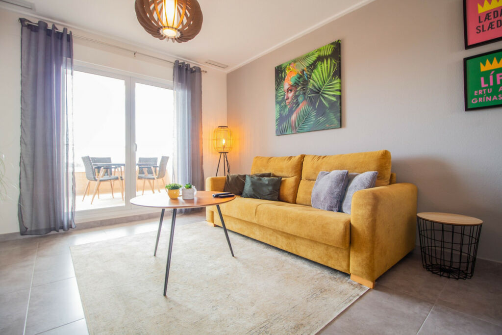 Middle Floor Apartment Los Altos Alicante - image 5