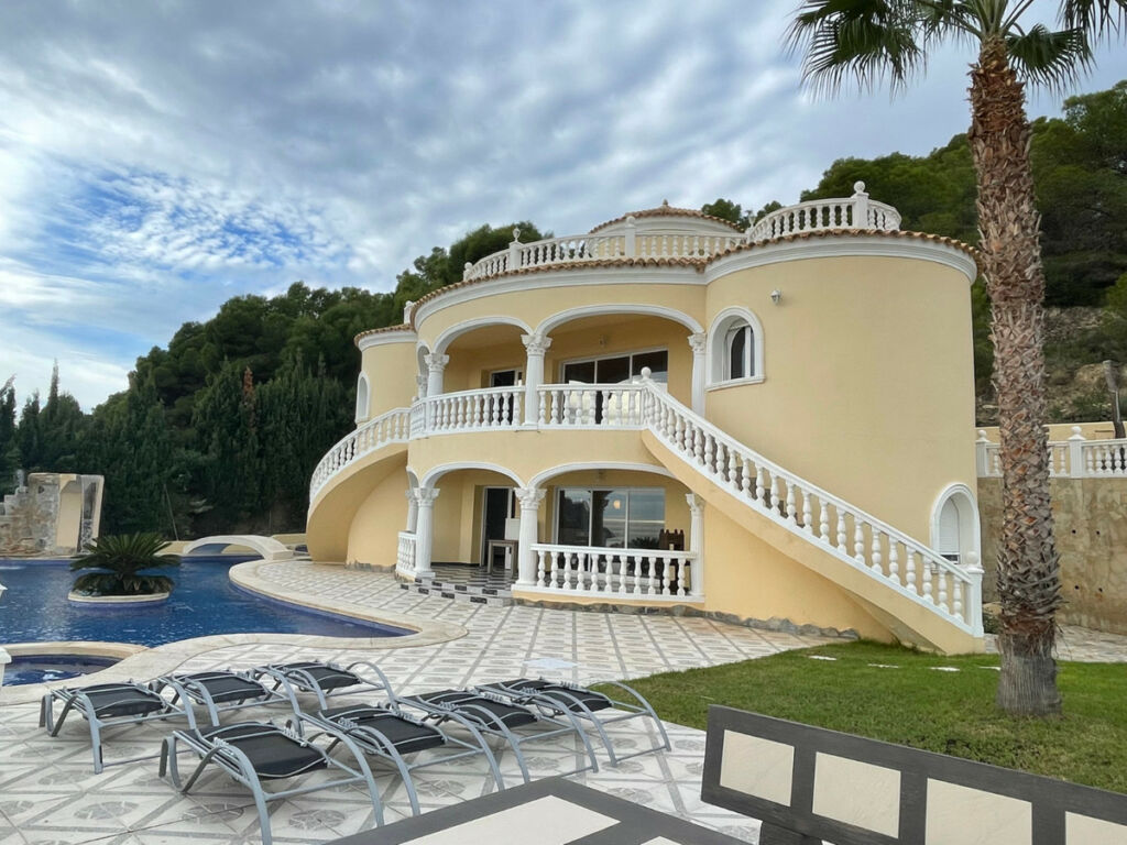 Detached Villa Calpe Alicante - image 36