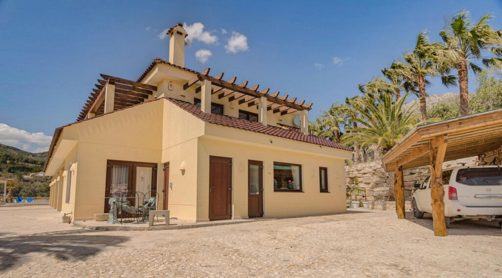 Detached Villa Callosa d'en Sarria Alicante - image 5