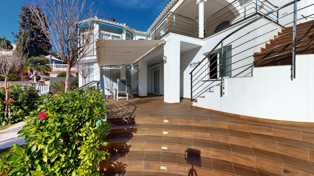 Detached Villa Caleta de Vélez Málaga - image 5