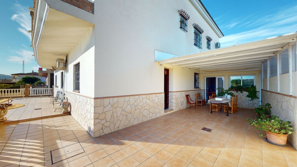Detached Villa Alcaucín Málaga - image 5