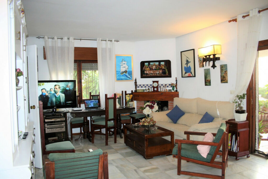 Detached Villa Caleta de Vélez Málaga - image 5