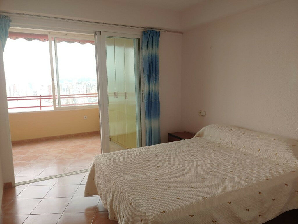 Middle Floor Apartment Benidorm Alicante - image 5