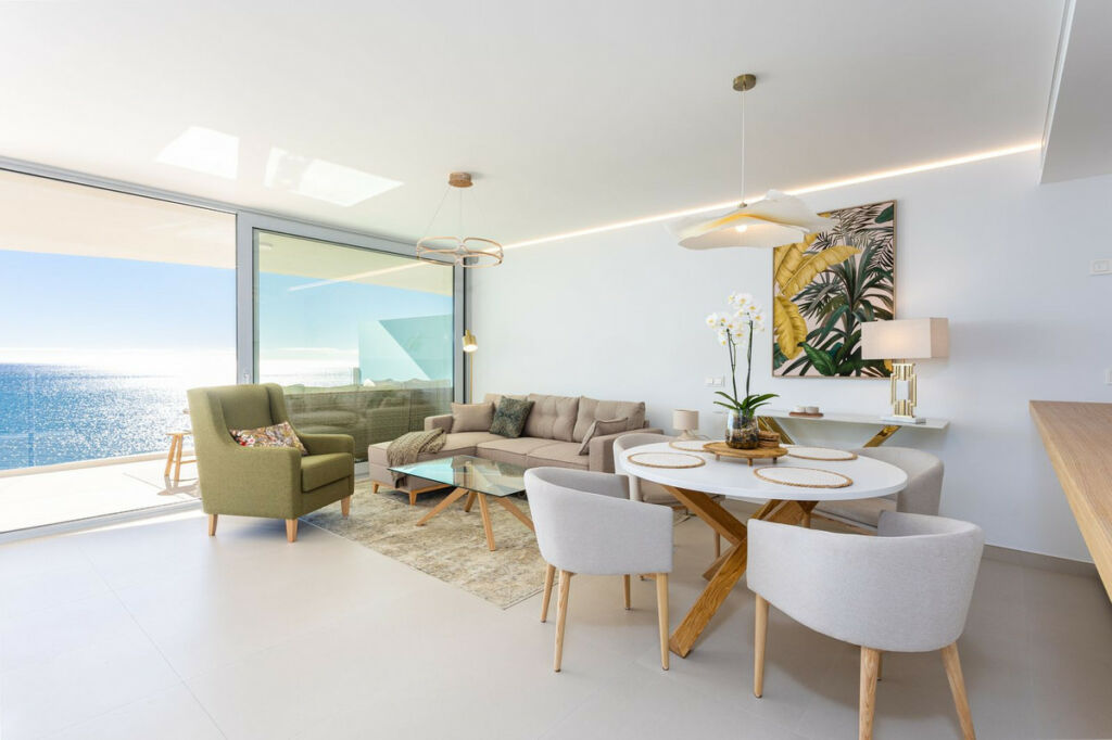 Penthouse Carvajal Málaga - image 5