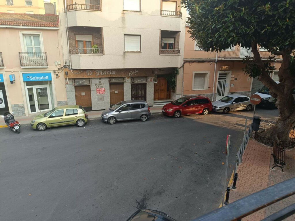 Middle Floor Apartment Dolores Alicante - image 5