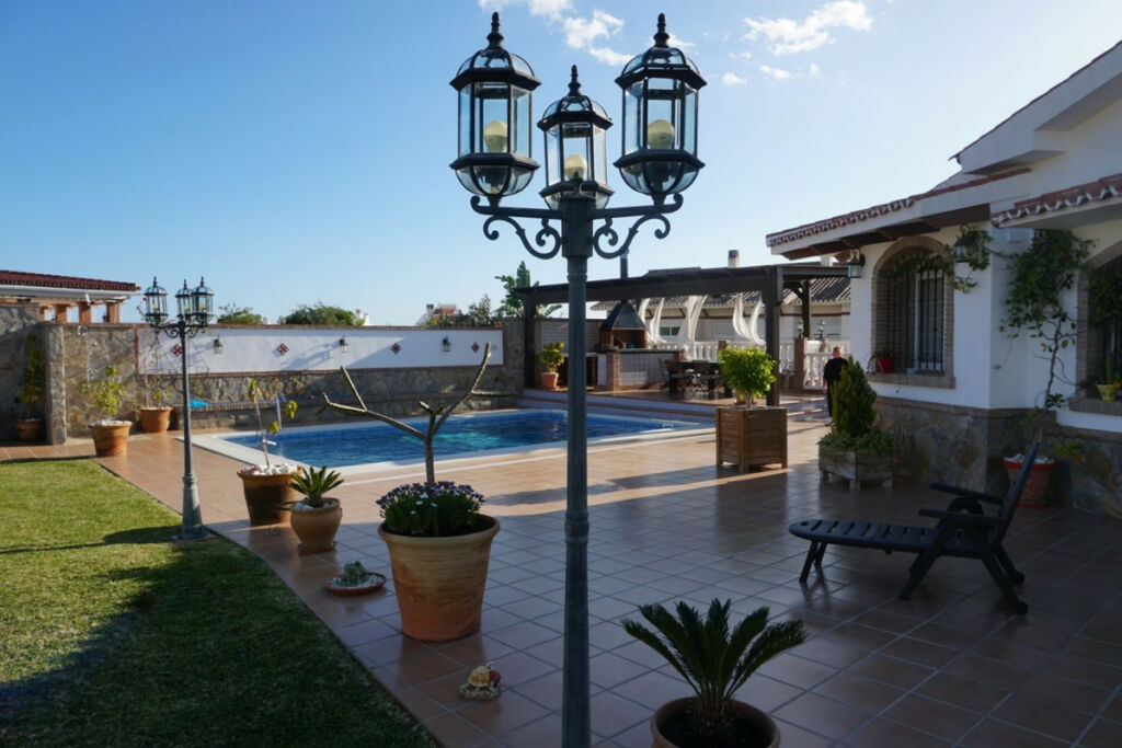 Detached Villa Caleta de Vélez Málaga - image 5