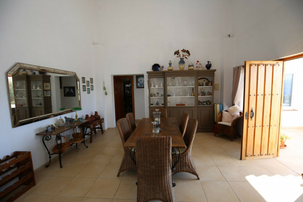 Detached Villa Alcaucín Málaga - image 5