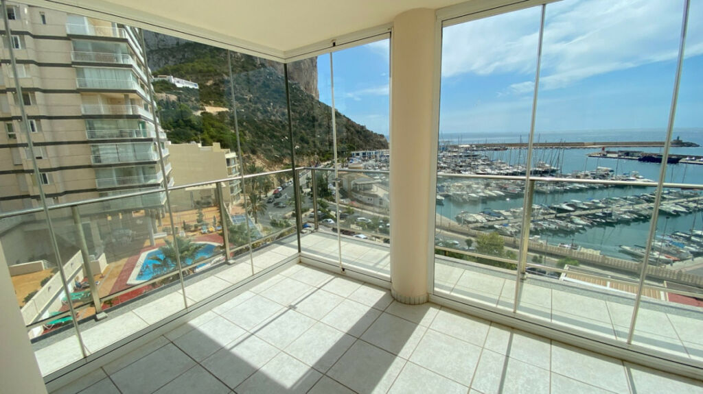 Middle Floor Apartment Calpe Alicante - image 5