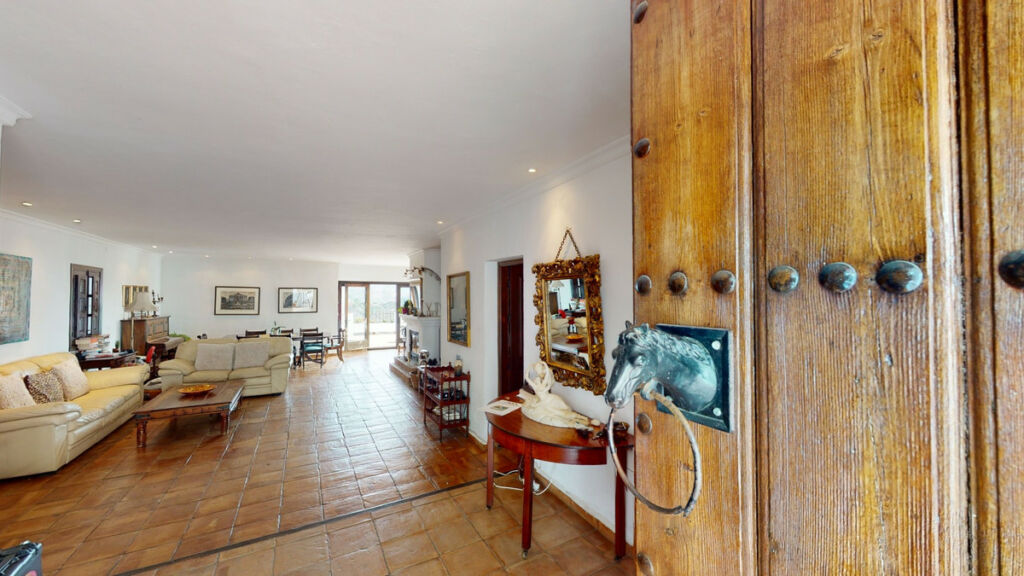 Detached Villa Torrox Málaga - image 5