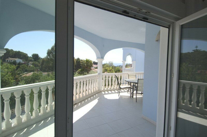 Ground Floor Apartment La Fustera Alicante - image 5