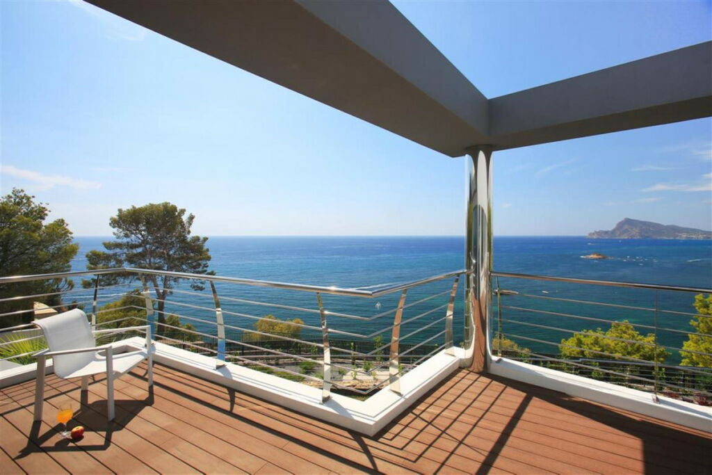 Detached Villa Altea Alicante - image 5