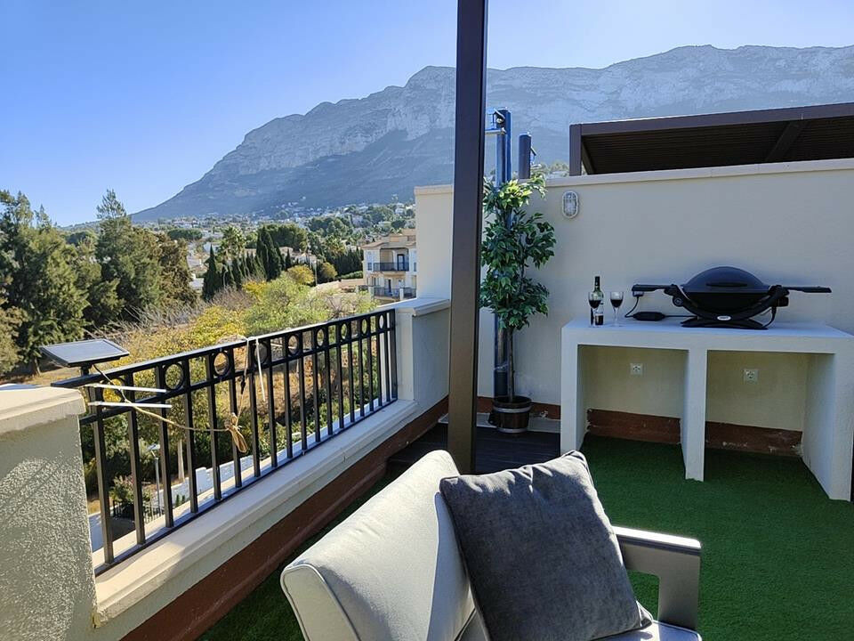 Middle Floor Apartment Denia Alicante - image 5