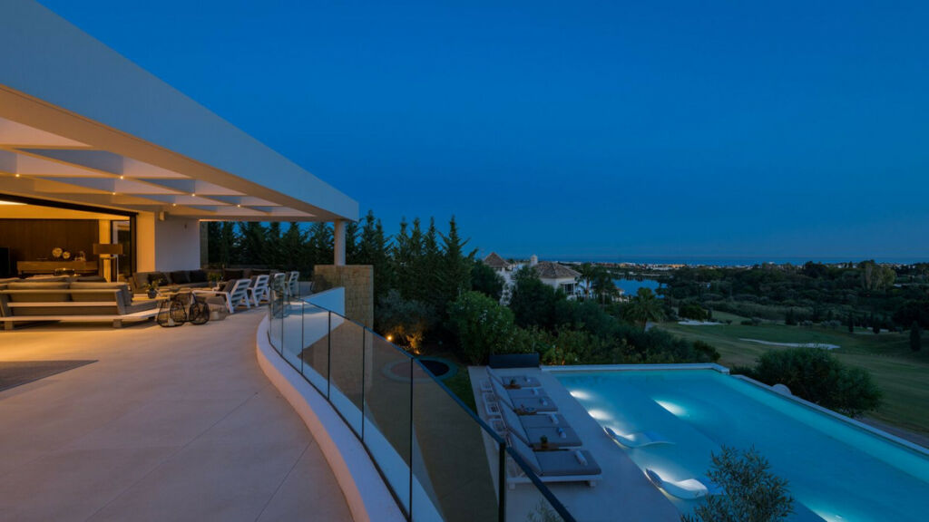Detached Villa Benahavís Málaga - image 50