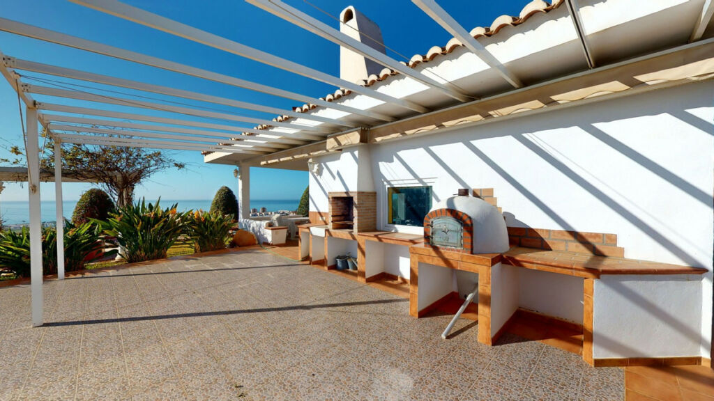 Detached Villa Torrox Málaga - image 50