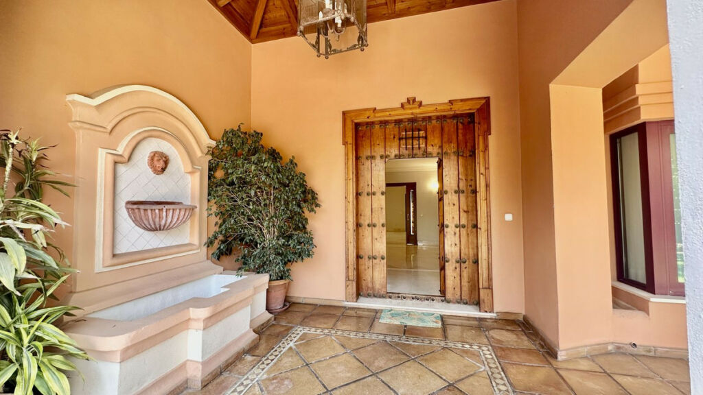 Detached Villa The Golden Mile Málaga - image 52